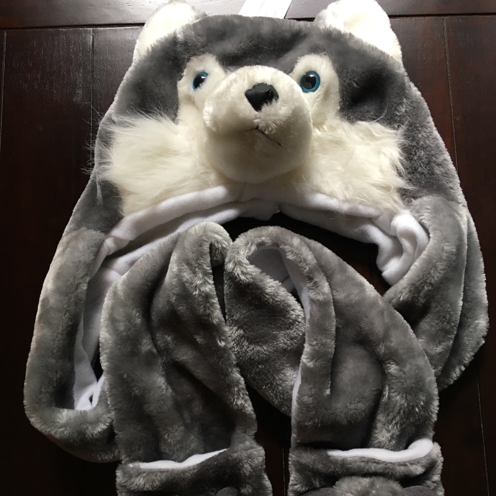 Wolf Hat with Extended Mittens
